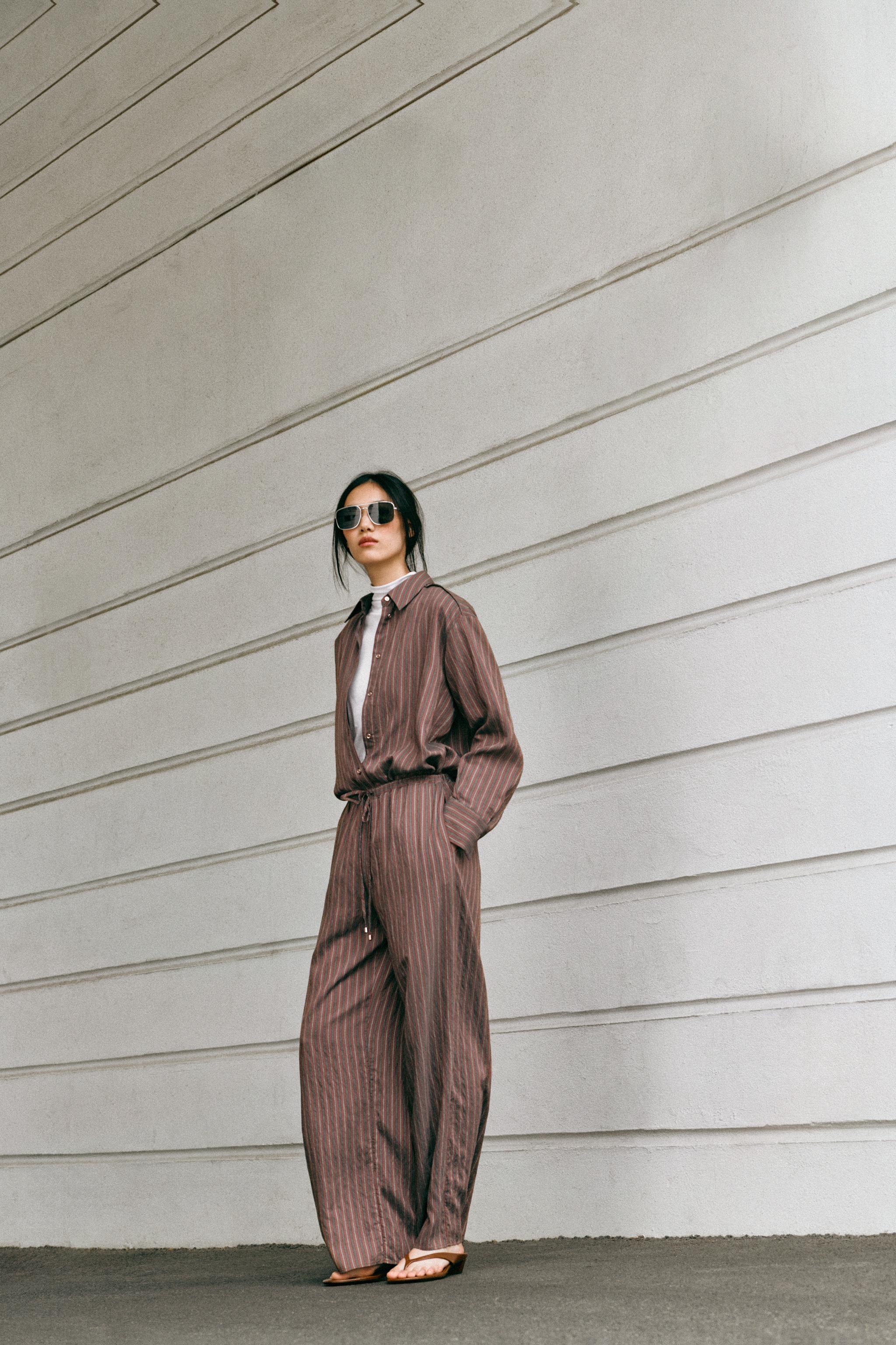 STRIPED WIDE-LEG PANTS
